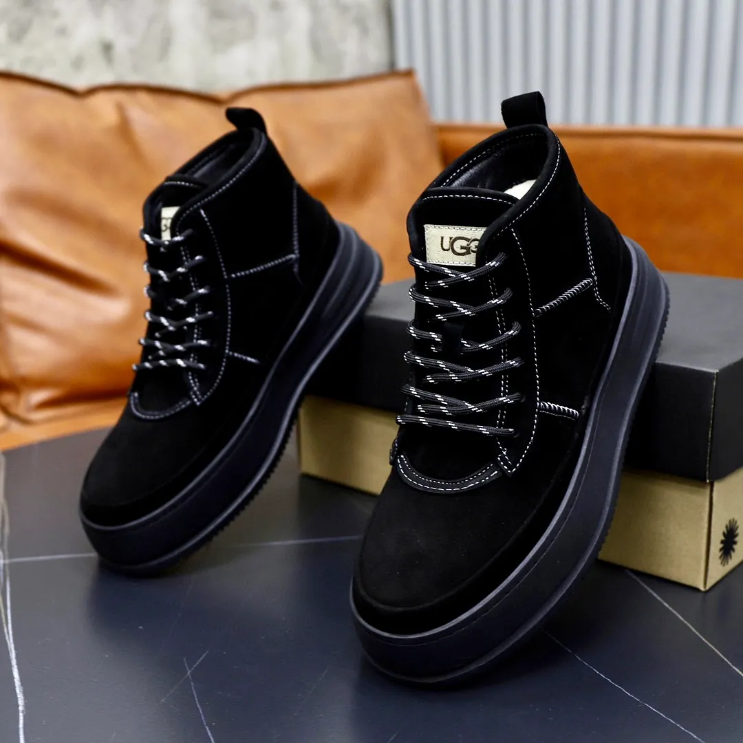 Ex-factory price: 640💰Thick wool imported from Australia Brand: UGG genuine purchasing agent Size: 38-44 Grade: Official website 1:1 Material: First layer of genuine leather waterproof and antifreeze upper Real wool lining Original non-slip soft wear-resistant outsole Style category: Men's casual shoes Trendy style Comfortable on the feet Color: Official website color synchronization